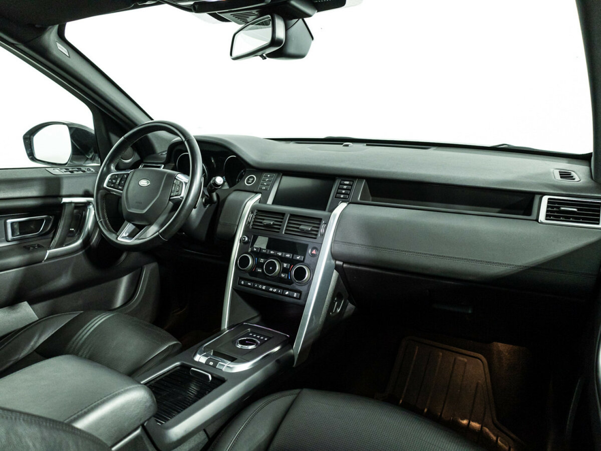 Land Rover Discovery Sport с пробегом — 2019 год. Фото: #6