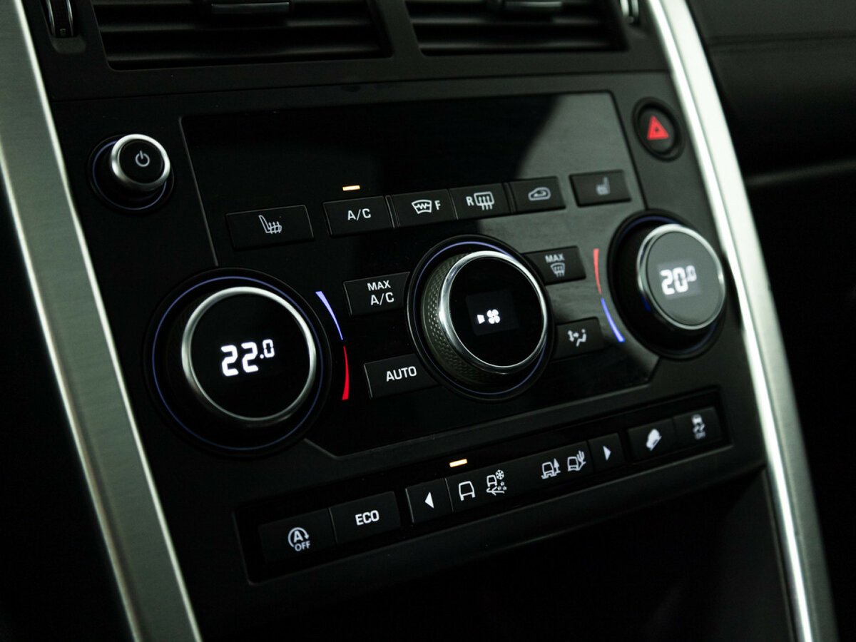 Land Rover Discovery Sport с пробегом — 2019 год. Фото: #16