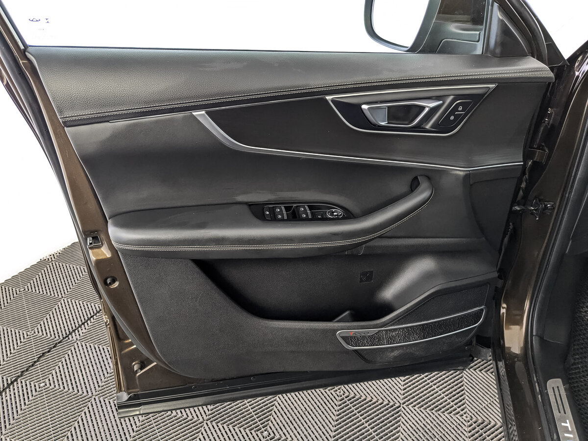 Chery Tiggo 8 с пробегом — 2020 год. Фото: #18