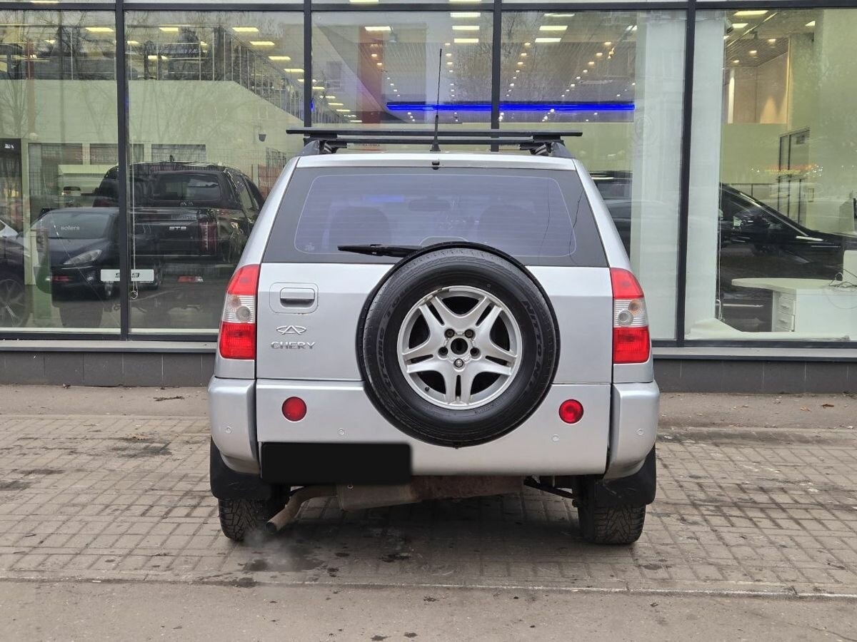 Chery Tiggo (T11) с пробегом — 2013 год. Фото: #6