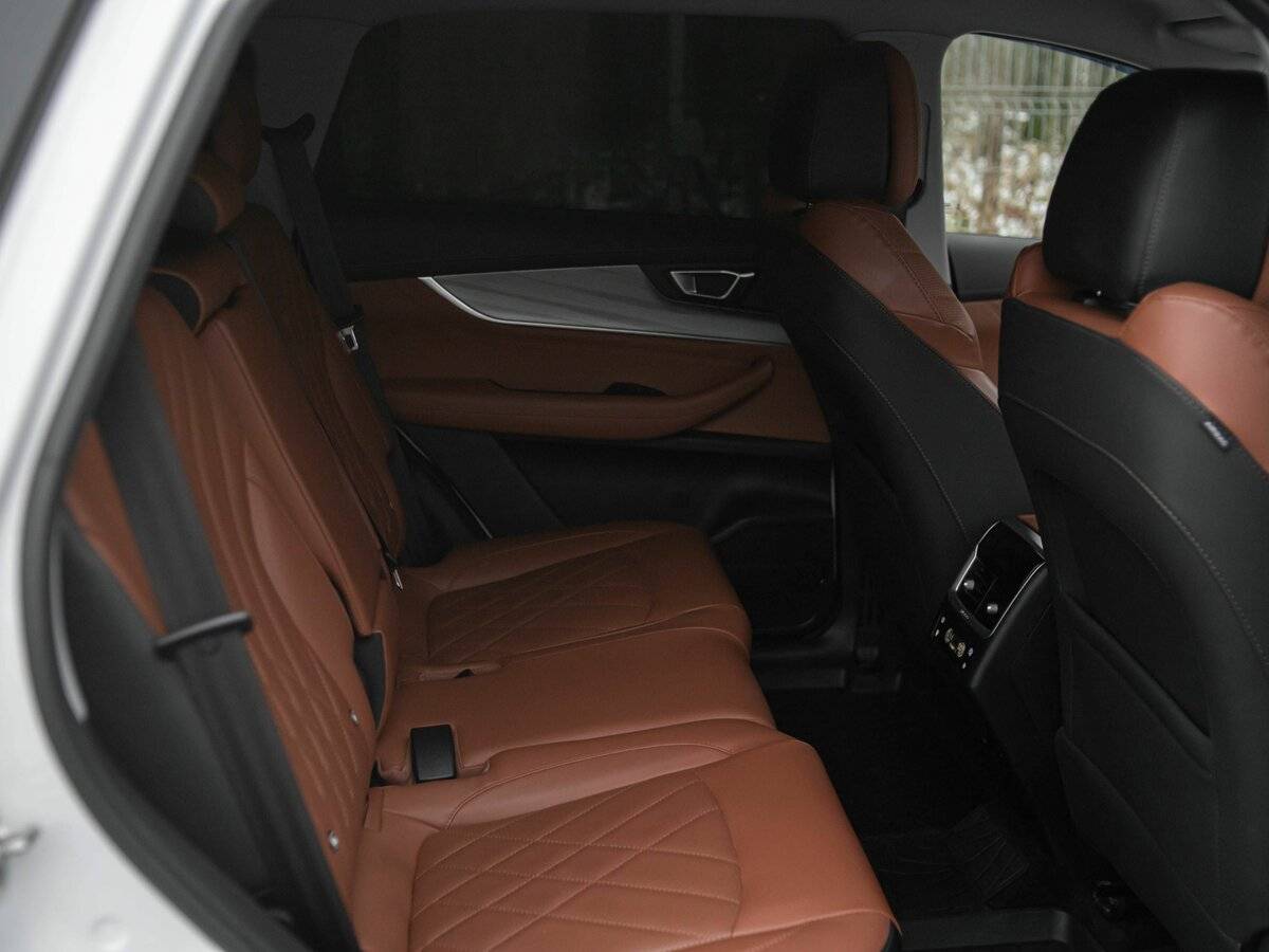 Chery Tiggo 8 Pro Max с пробегом — 2023 год. Фото: #17