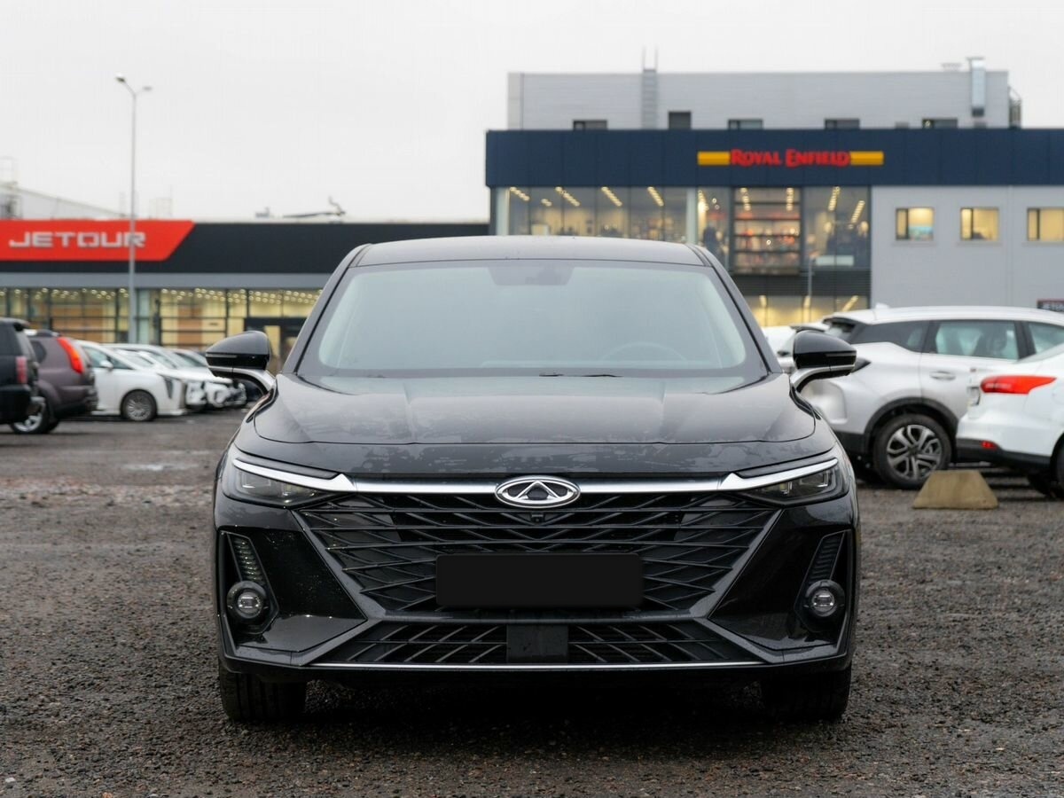 Chery Arrizo 8 с пробегом — 2024 год. Фото: #1