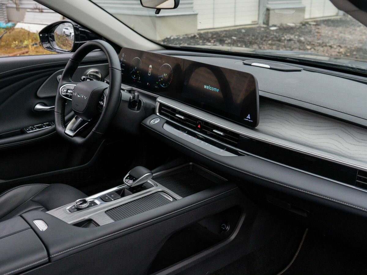 Chery Arrizo 8 с пробегом — 2024 год. Фото: #5