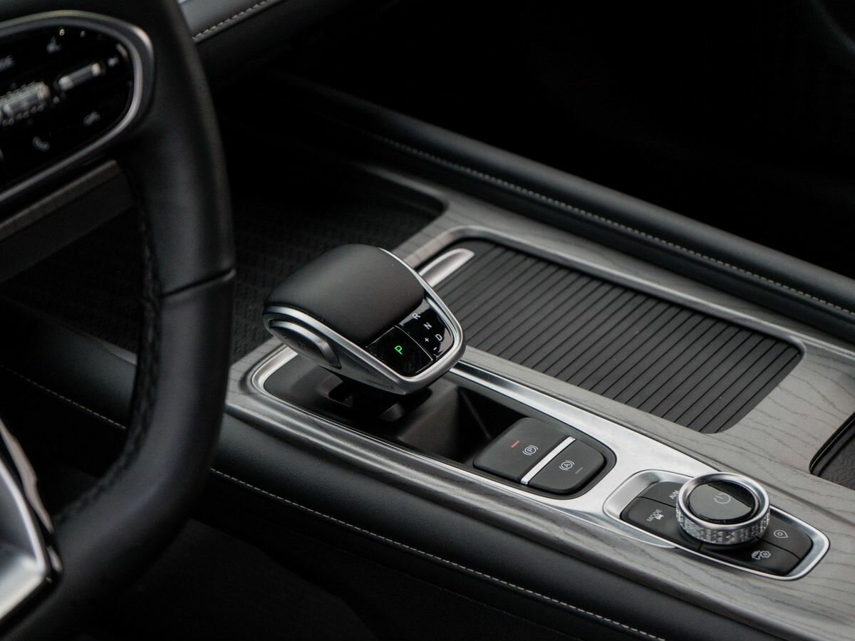 Chery Arrizo 8 с пробегом — 2024 год. Фото: #13