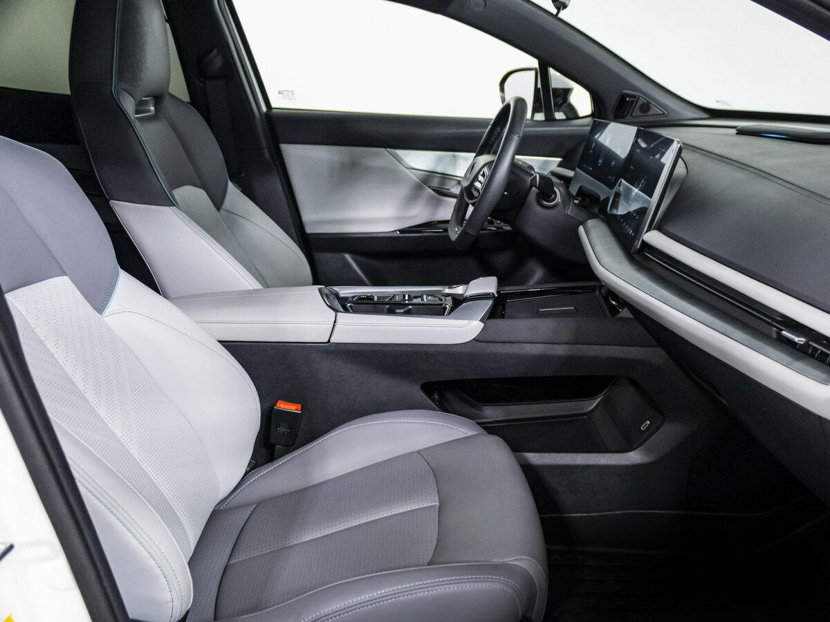 Changan UNI-T с пробегом — 2023 год. Фото: #7