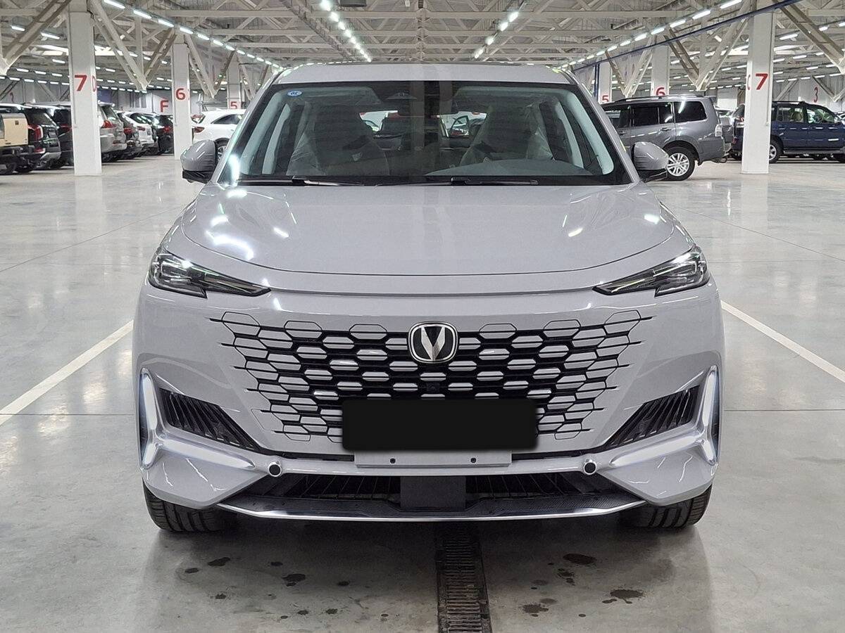 Changan UNI-K с пробегом — 2024 год. Фото: #1