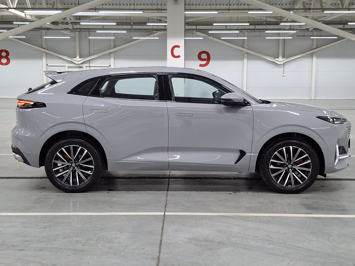 Changan UNI-K с пробегом — 2024 год. Фото: #3