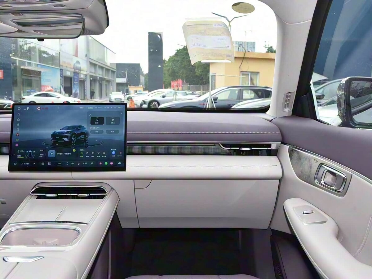 Changan Deepal S07 (S7) с пробегом — 2025 год. Фото: #12