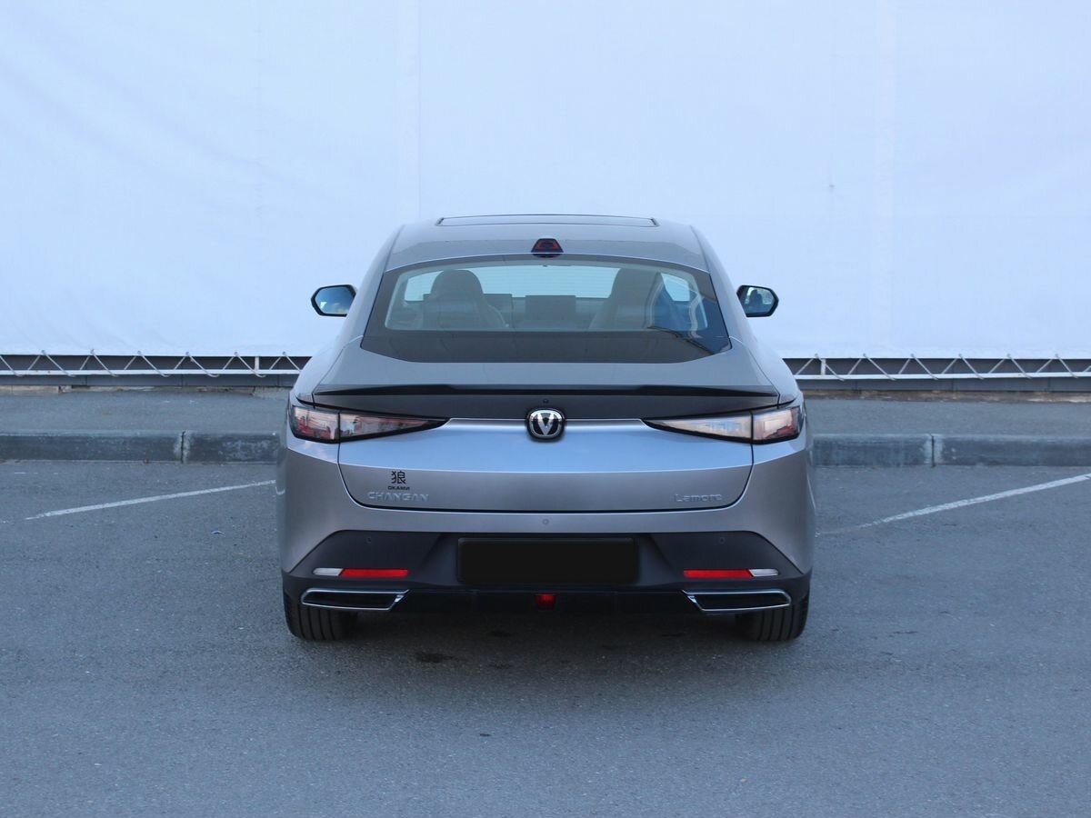 Changan Lamore с пробегом — 2023 год. Фото: #5