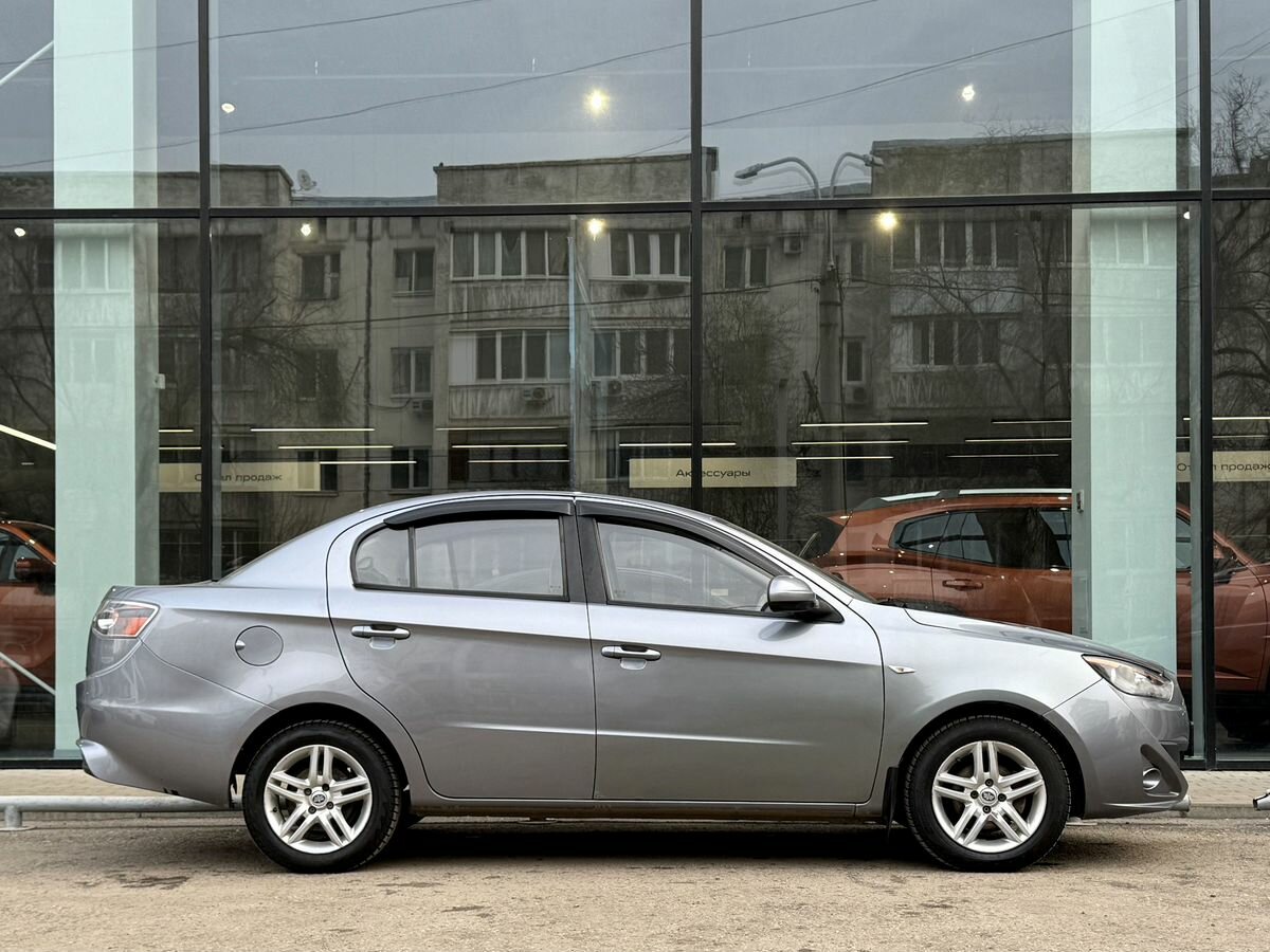 FAW Oley с пробегом — 2014 год. Фото: #3