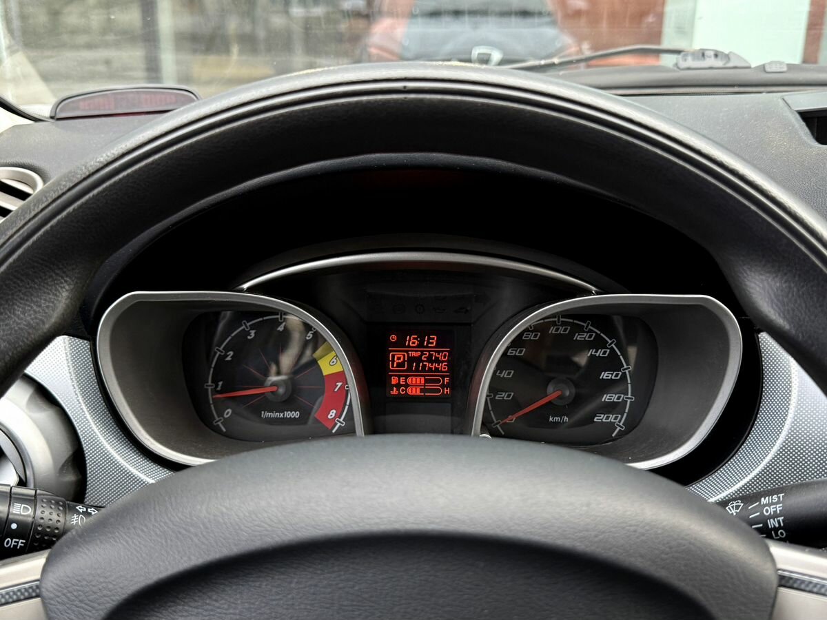 FAW Oley с пробегом — 2014 год. Фото: #13