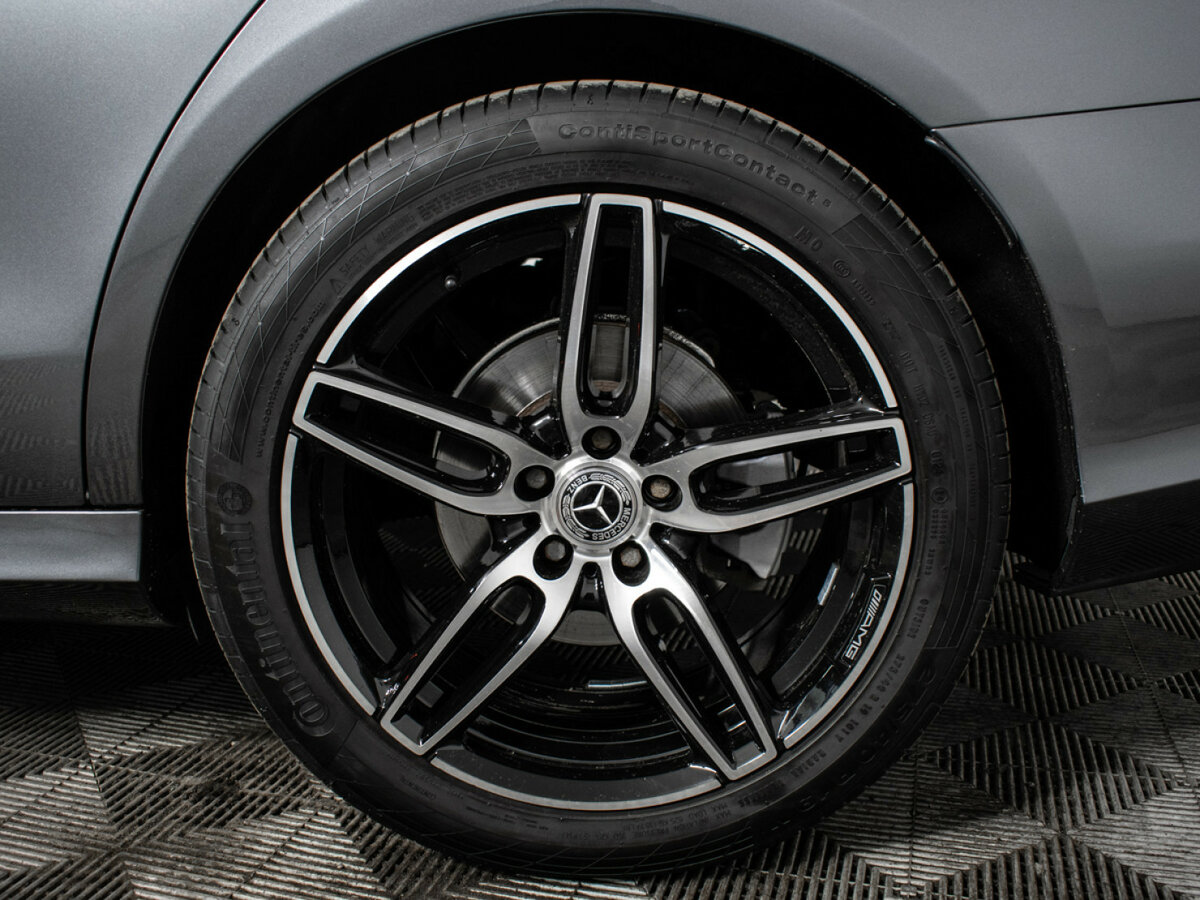 Mercedes-Benz E-Класс с пробегом — 2018 год. Фото: #12