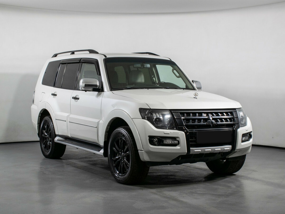 Mitsubishi Pajero с пробегом — 2020 год. Фото: #2