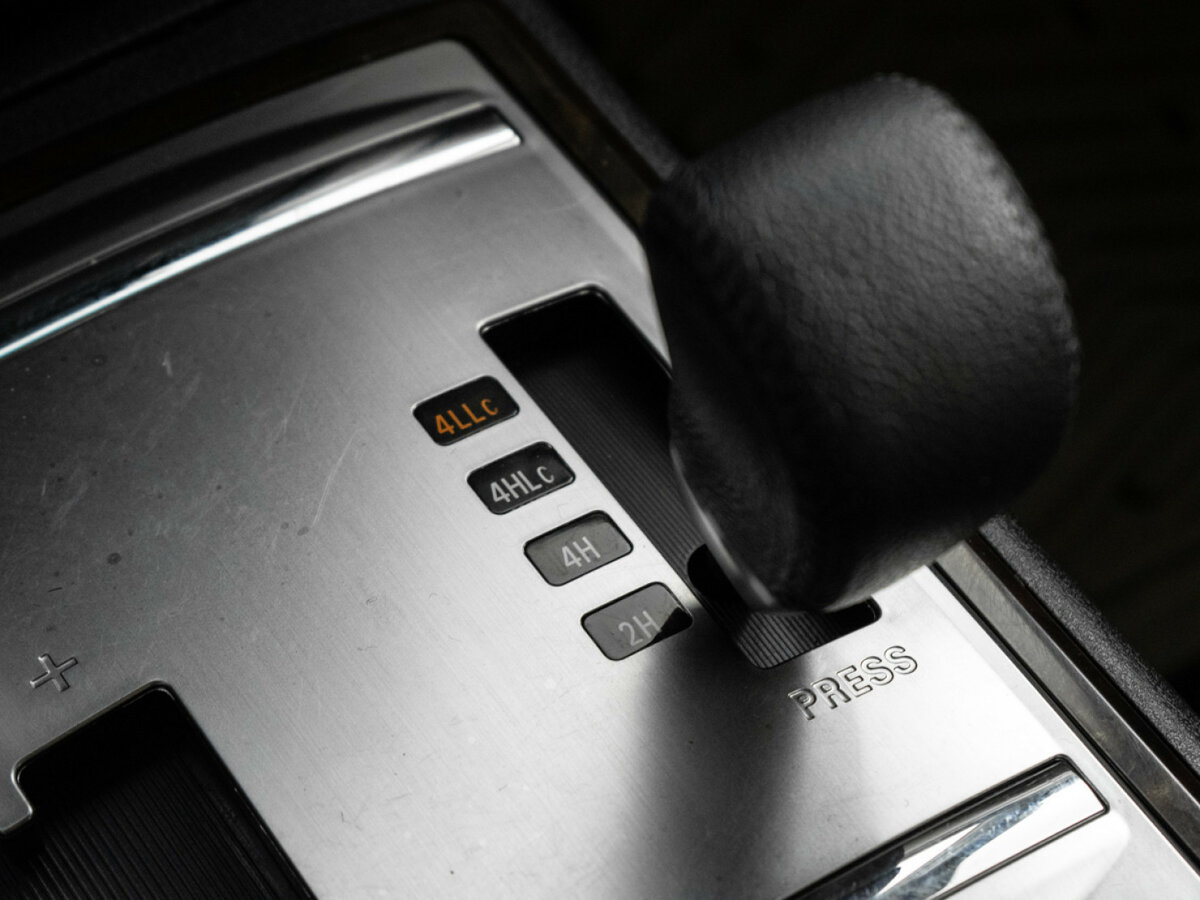 Mitsubishi Pajero с пробегом — 2020 год. Фото: #13