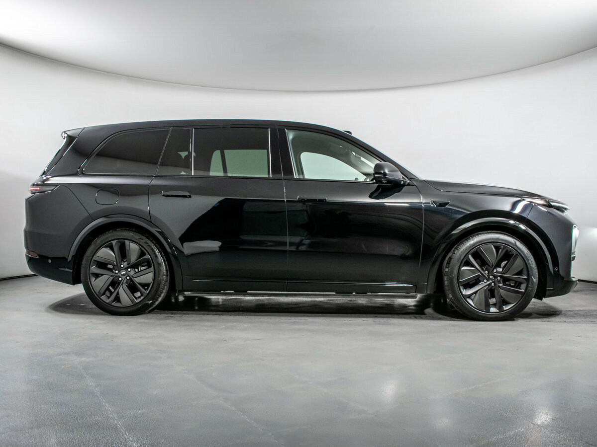 Li Auto (Lixiang) L9 с пробегом — 2023 год. Фото: #3