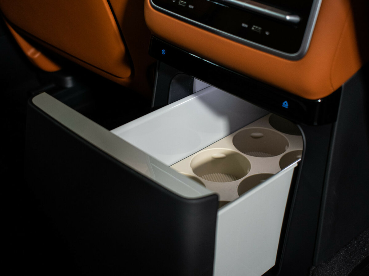 Li Auto (Lixiang) L9 с пробегом — 2023 год. Фото: #14