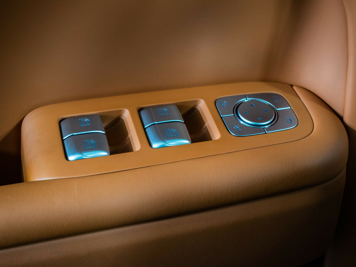 Li Auto (Lixiang) L9 с пробегом — 2023 год. Фото: #24