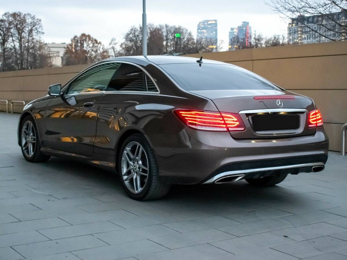 Mercedes-Benz E-Класс с пробегом — 2014 год. Фото: #6
