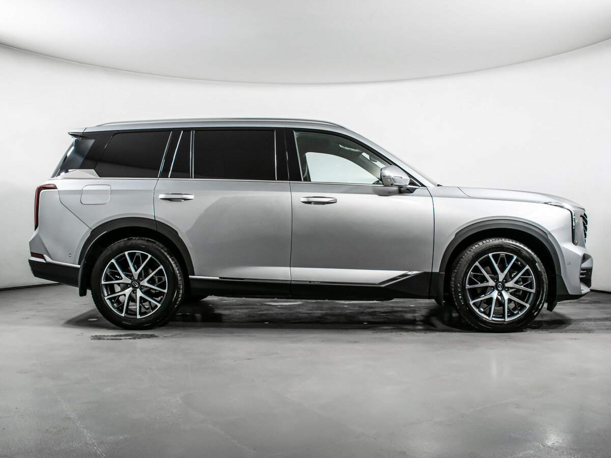 GAC GS8 с пробегом — 2023 год. Фото: #3