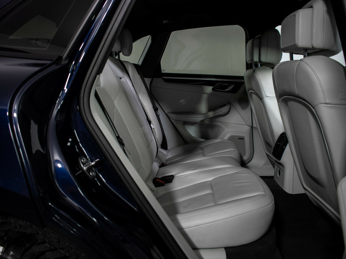 Porsche Macan с пробегом — 2017 год. Фото: #8