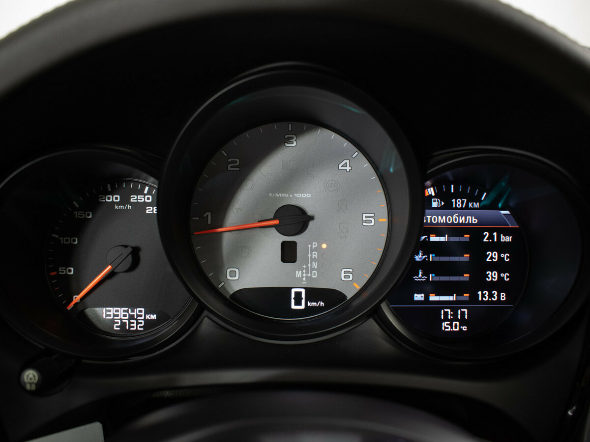 Porsche Macan с пробегом — 2017 год. Фото: #12