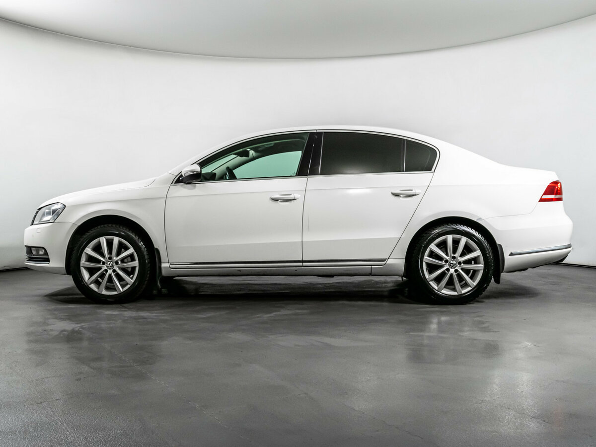 Volkswagen Passat с пробегом — 2011 год. Фото: #7