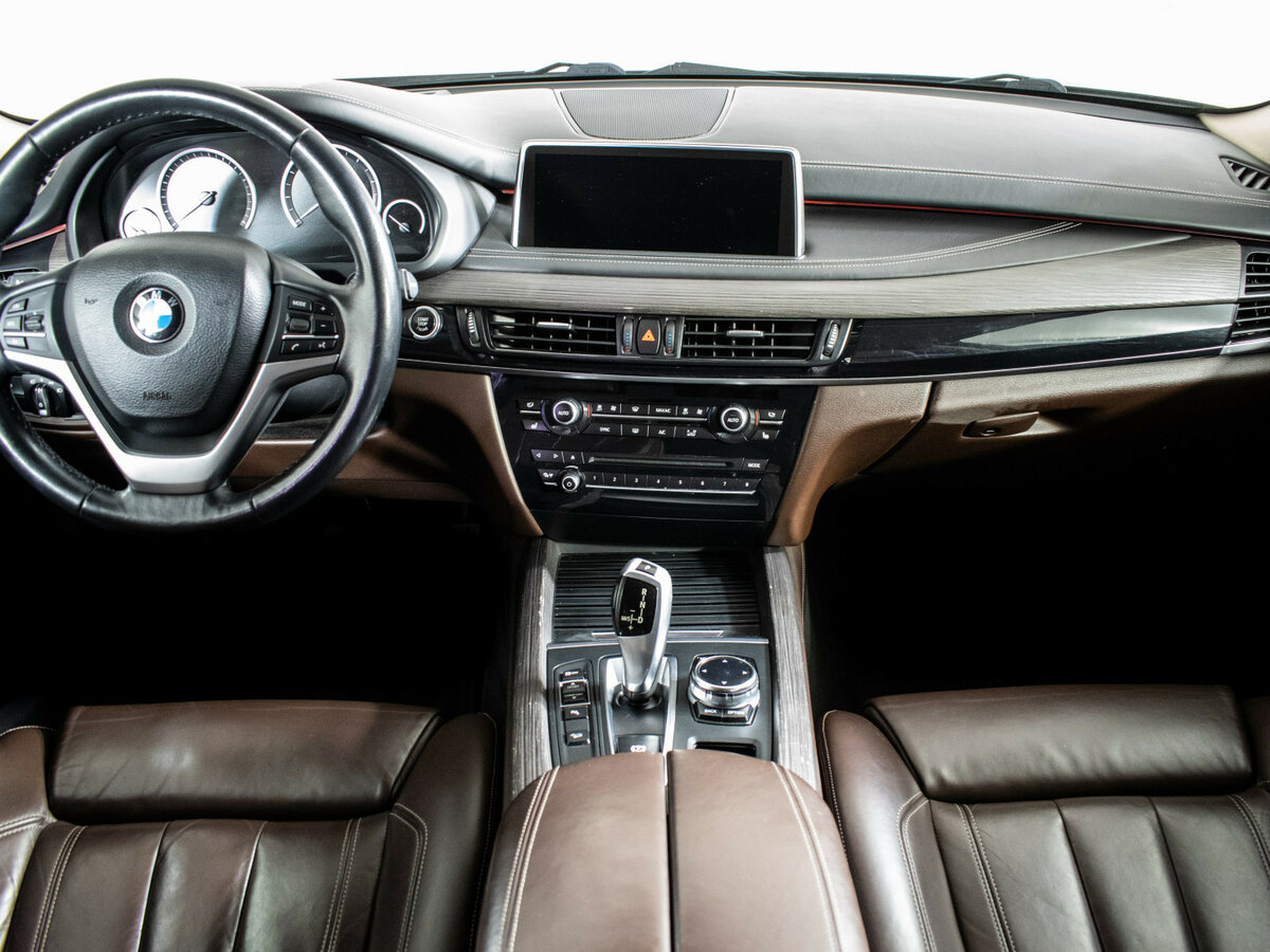 BMW X5 с пробегом — 2014 год. Фото: #10