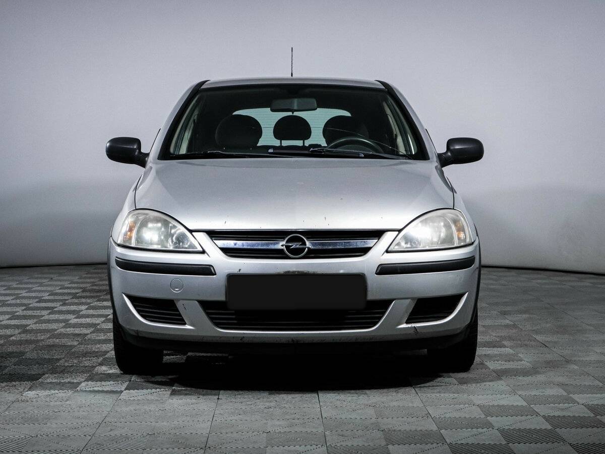 Opel Corsa с пробегом — 2004 год. Фото: #1