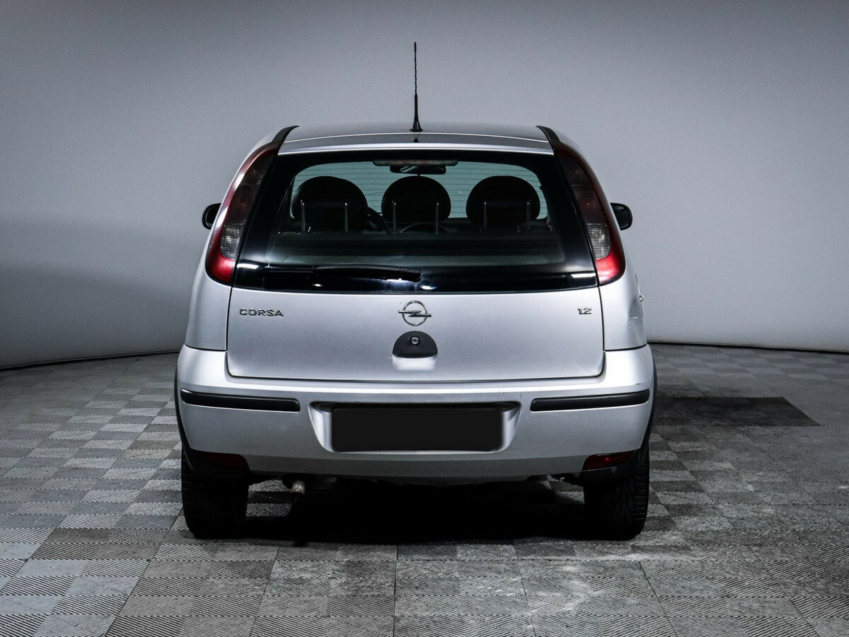 Opel Corsa с пробегом — 2004 год. Фото: #4