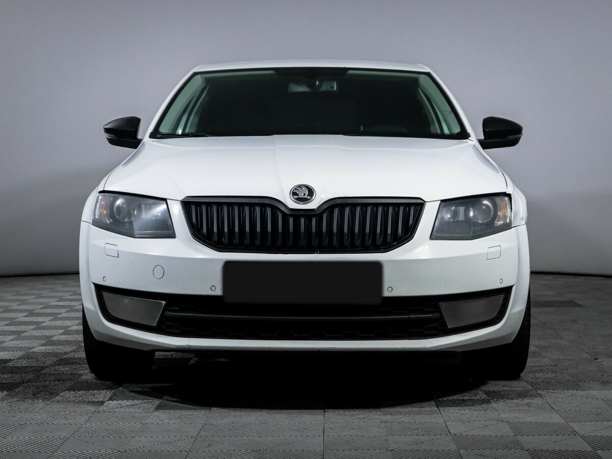 Skoda Octavia с пробегом — 2015 год. Фото: #1