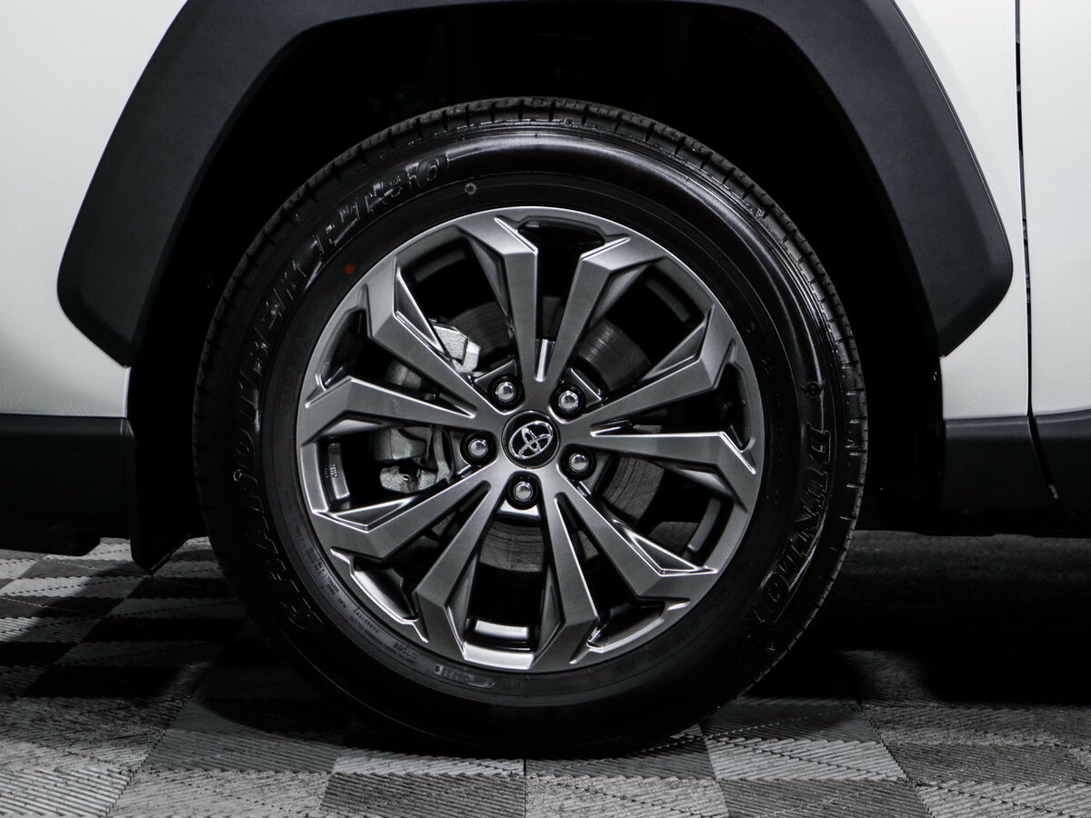 Toyota RAV4 с пробегом — 2025 год. Фото: #14