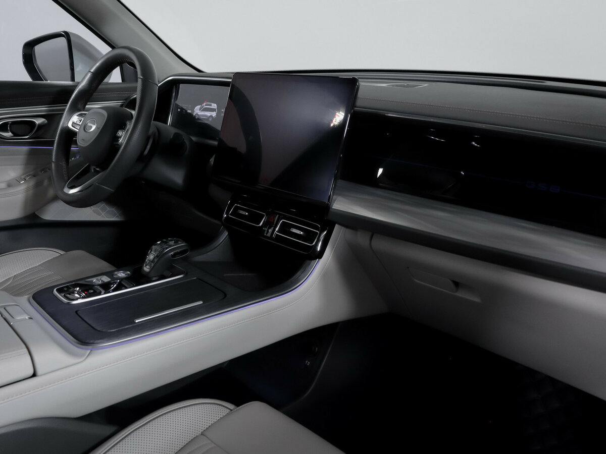 GAC GS8 с пробегом — 2023 год. Фото: #6