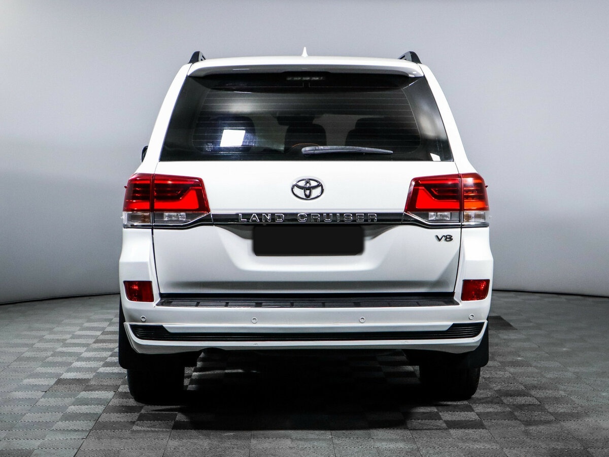 Toyota Land Cruiser с пробегом — 2015 год. Фото: #5