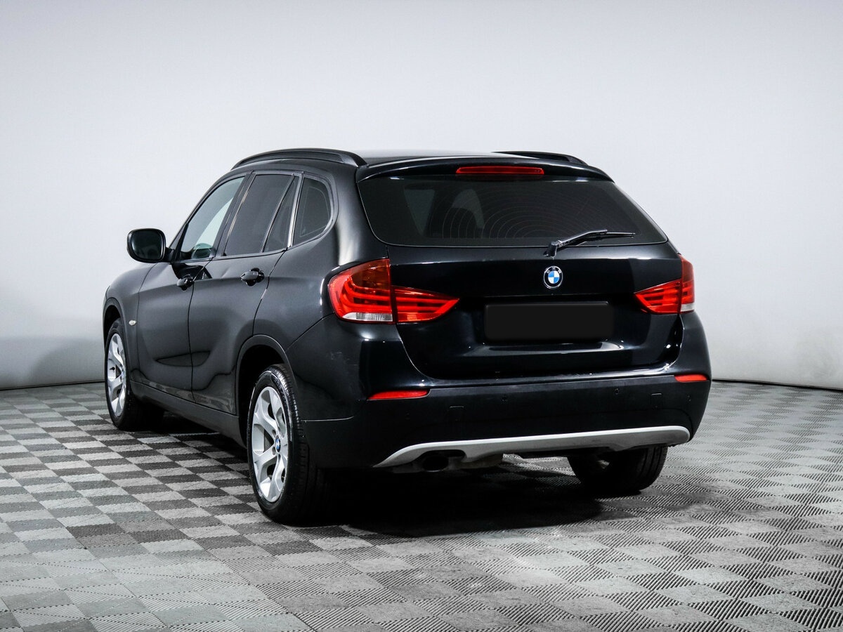 BMW X1 с пробегом — 2010 год. Фото: #6