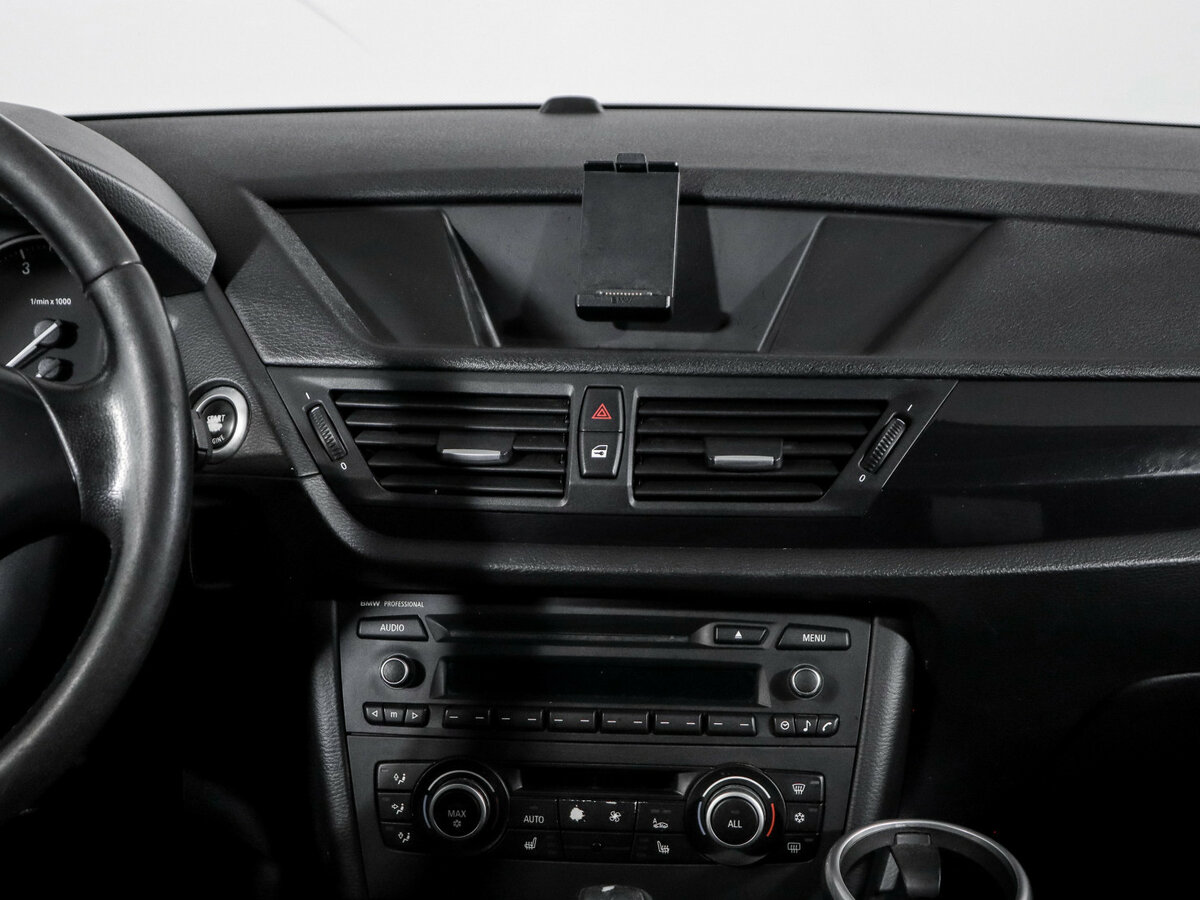 BMW X1 с пробегом — 2010 год. Фото: #12