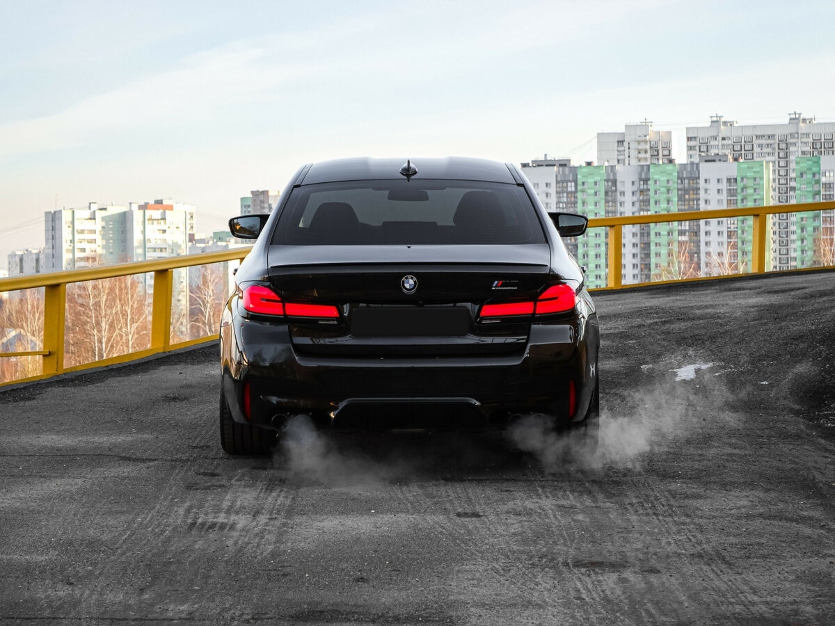 BMW M5 с пробегом — 2021 год. Фото: #3