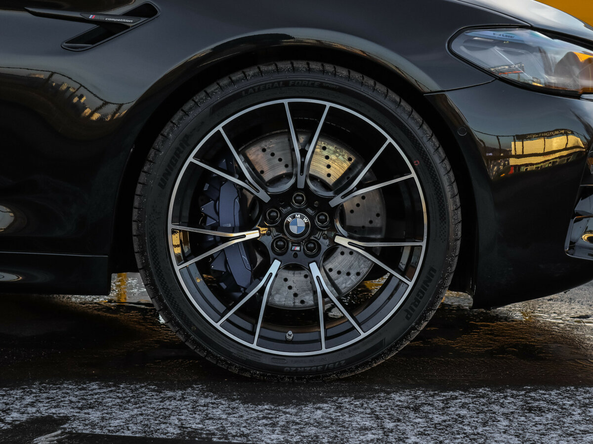 BMW M5 с пробегом — 2021 год. Фото: #12