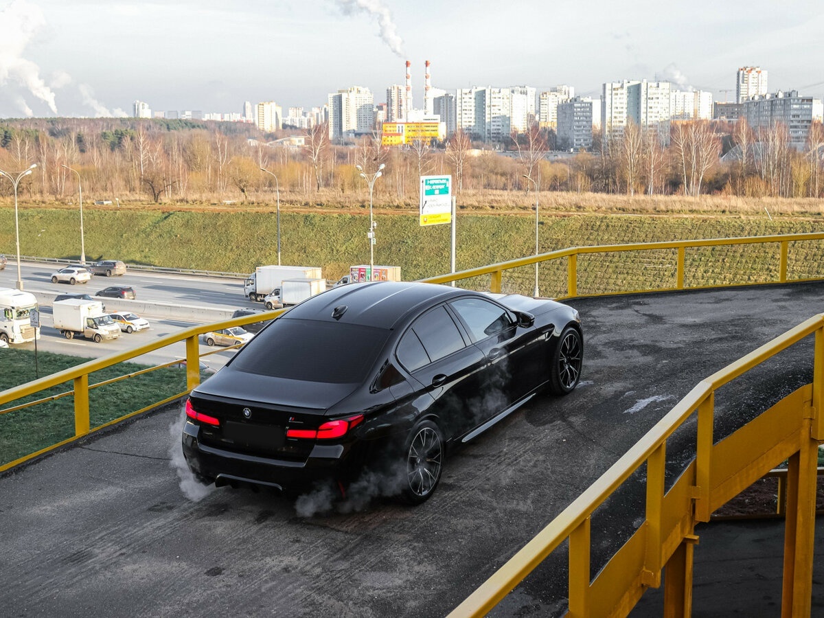 BMW M5 с пробегом — 2021 год. Фото: #13