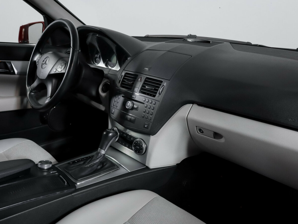 Mercedes-Benz C-Класс с пробегом — 2009 год. Фото: #6