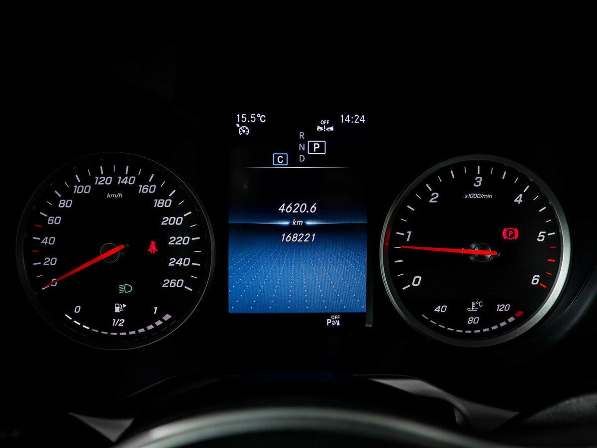 Mercedes-Benz GLC с пробегом — 2021 год. Фото: #8