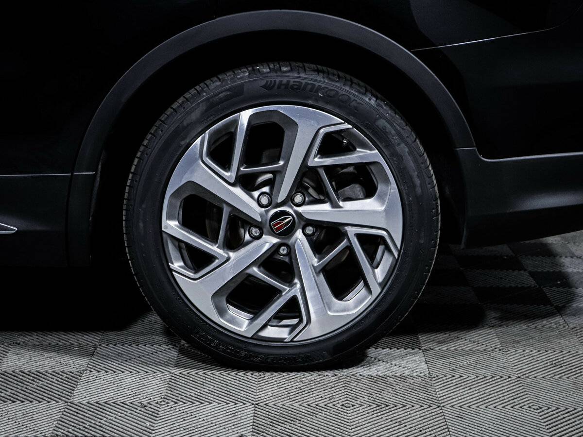 Hongqi HS7 с пробегом — 2023 год. Фото: #14