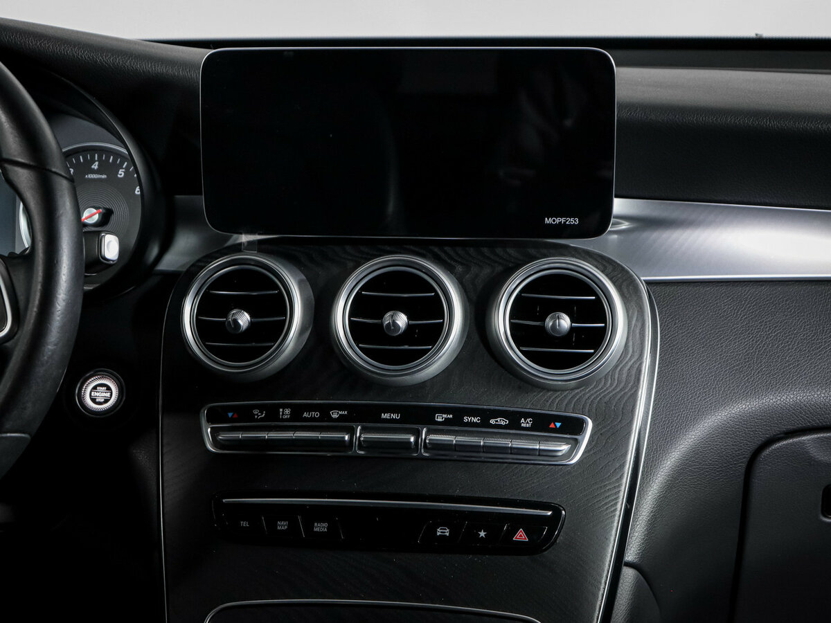 Mercedes-Benz GLC с пробегом — 2021 год. Фото: #10