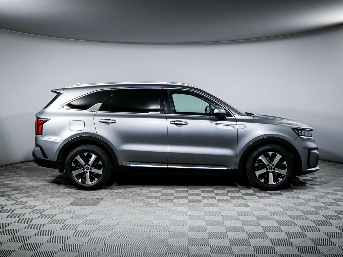 Kia Sorento с пробегом — 2021 год. Фото: #3
