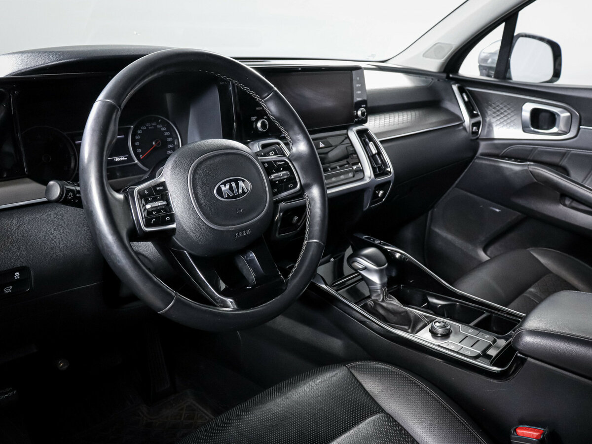 Kia Sorento с пробегом — 2021 год. Фото: #13