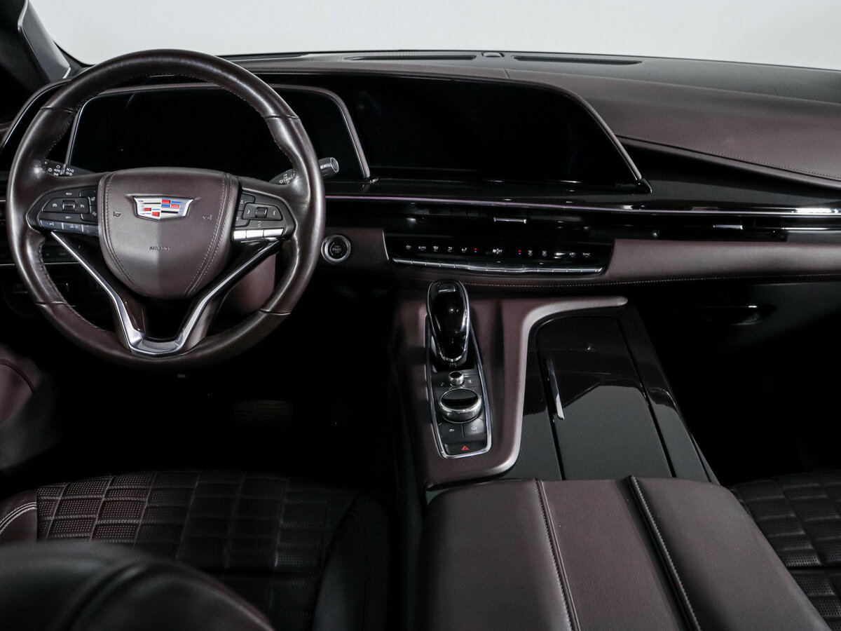 Cadillac Escalade с пробегом — 2022 год. Фото: #9