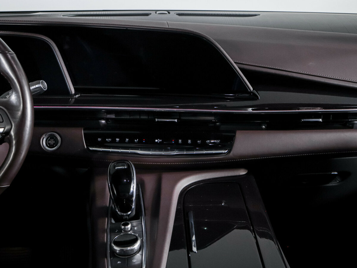 Cadillac Escalade с пробегом — 2022 год. Фото: #10