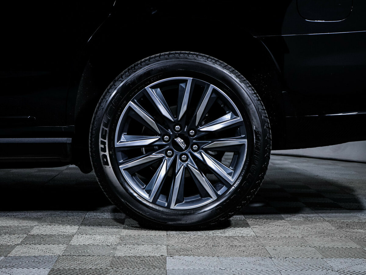 Cadillac Escalade с пробегом — 2022 год. Фото: #12