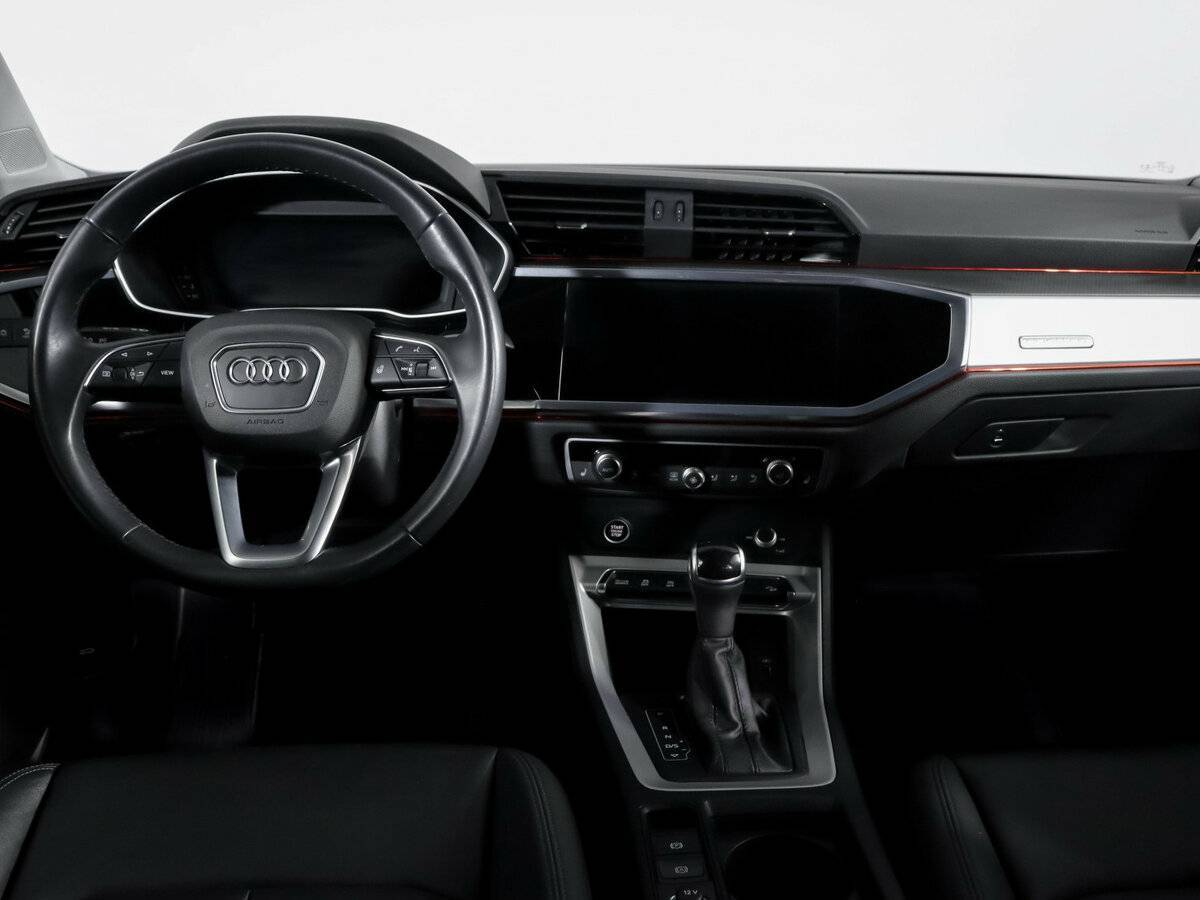 Audi Q3 с пробегом — 2021 год. Фото: #11