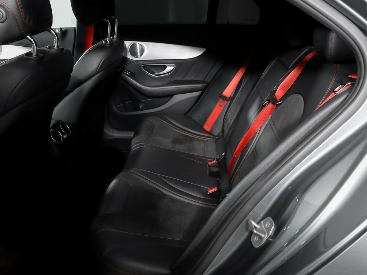Mercedes-Benz C-Класс AMG с пробегом — 2019 год. Фото: #9