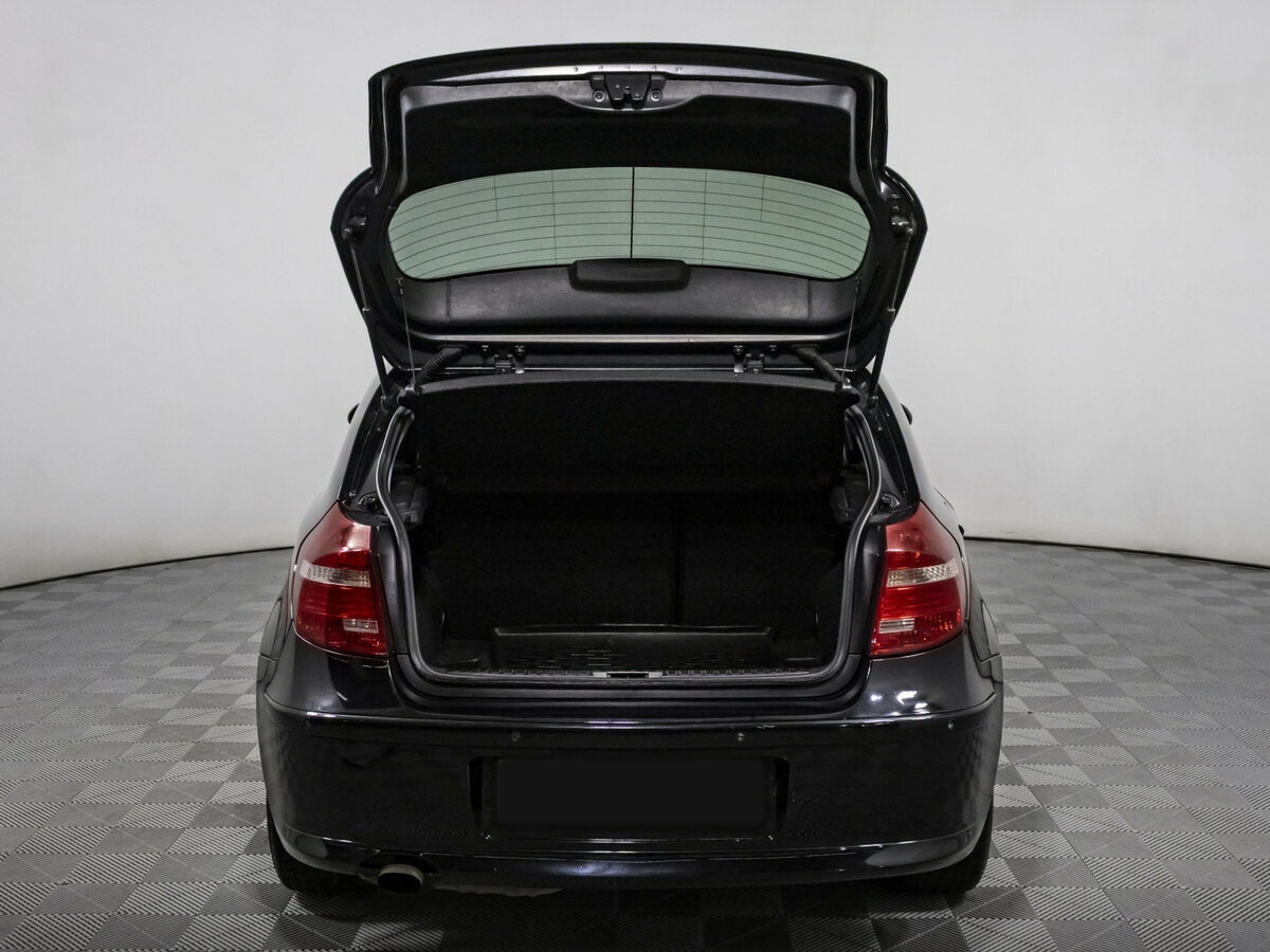 BMW 1 серии с пробегом — 2008 год. Фото: #13